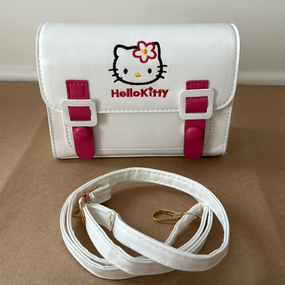 Hello Kitty Mini Crossbody